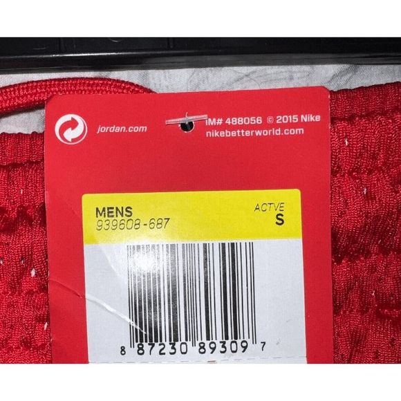 📦 NEW Men's Small NIKE AIR JORDAN Sportswear Diamond Mesh Shorts Red 939608-687 - Picture 5 of 5